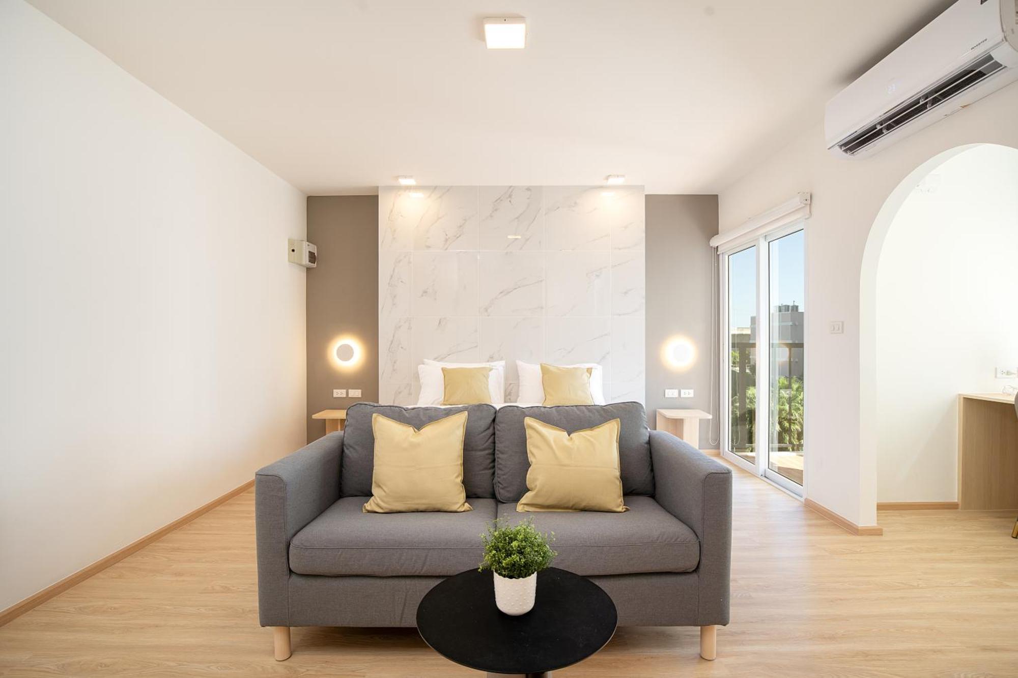 Diya Hotel Бангкок Экстерьер фото